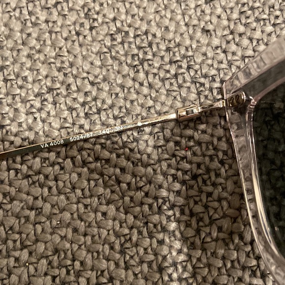 Valentino Garavani 🕶️ - Picture 5 of 6